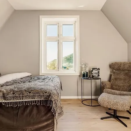 Bergen. Historic Luxury Near The Centre 빌라