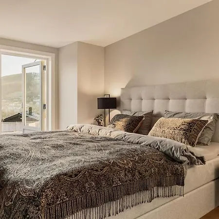 Bergen. Historic Luxury Near The Centre 빌라 *