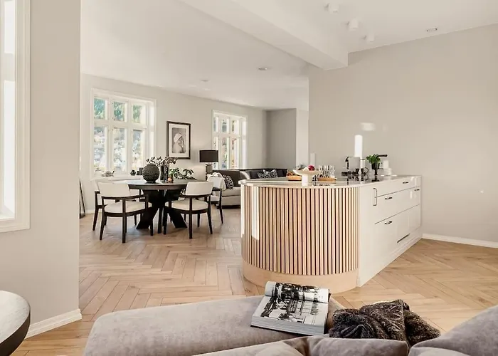 Bergen. Historic Luxury Near The Centre * Bergen