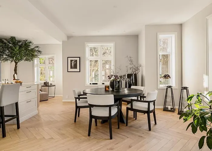 Bergen. Historic Luxury Near The Centre Vila