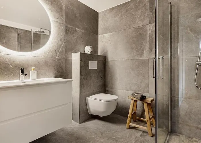 Bergen. Historic Luxury Near The Centre Vila Bergen