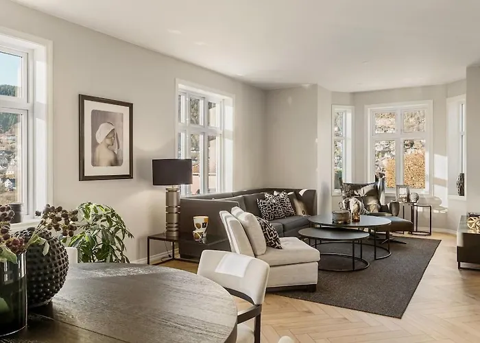 Vila Bergen. Historic Luxury Near The Centre