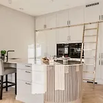 Villa Bergen. Historic Luxury Near The Centre *