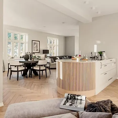 Bergen. Historic Luxury Near The Centre * برغن