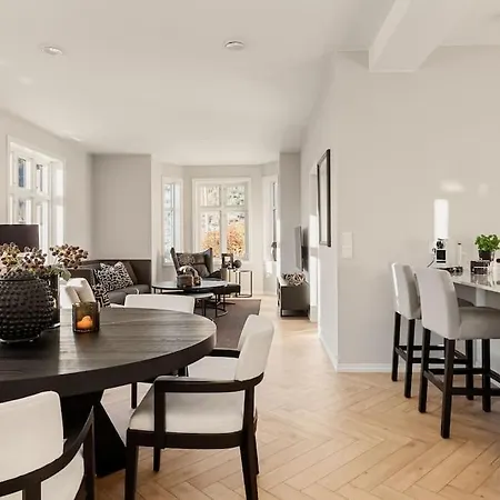 فيلة Bergen. Historic Luxury Near The Centre برغن